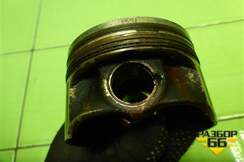 Поршень (1.4л CAX) для Volkswagen Golf V Plus с 2005-2014г (Гольф 5 Плюс)