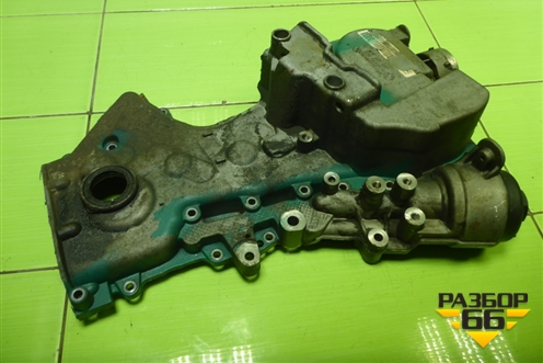 Крышка двигателя передняя (1.4л CAX) (03C109211) для Volkswagen Golf V Plus с 2005-2014г (Гольф 5 Плюс)