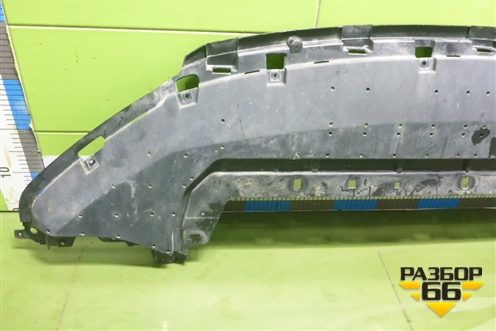 Пыльник переднего бампера центральный (8889168067) для Geely Monjaro с 2021г (Монджаро)