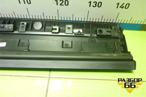 Накладка двери задней левой (8889688763) для Geely Monjaro с 2021г (Монджаро)