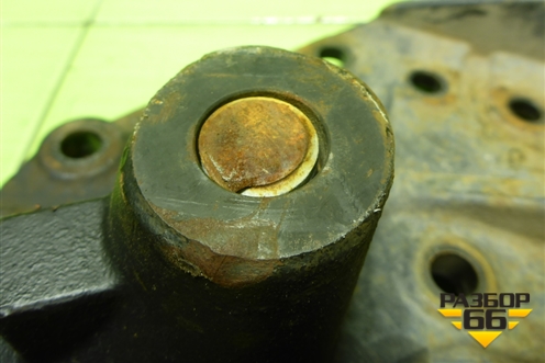 Кронштейн переднего бампера левый  (1846826) для Scania 4 Series с 1995-2005г