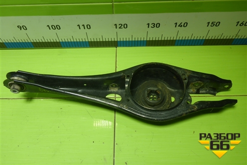 Рычаг задний нижний под пружину (5Q0505311C) для Skoda Octavia (A7) с 2013г (Октавия)