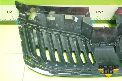 Решетка радиатора (после 2017г) (5E0853653A) для Skoda Octavia (A7) с 2013г (Октавия)