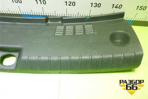 Обшивка багажника на заднюю панель (85770H0000) для Kia Rio с 2017г (Рио 4)