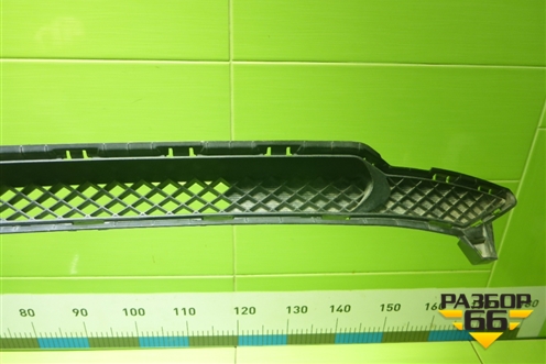 Решетка в передний бампер центральная (после 2020г) (86561H5500) для Hyundai Solaris с 2017г (Солярис)