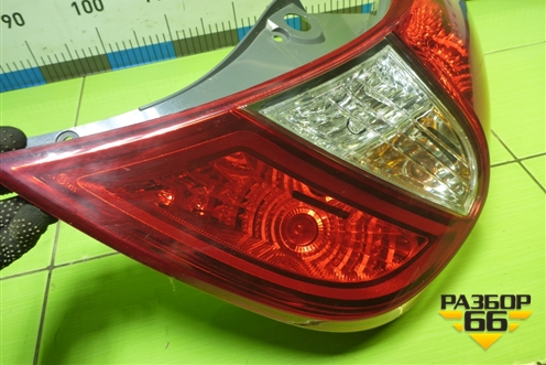 Фонарь задний правый (хетчбэк) (924021R200) для Hyundai Solaris с 2010-2016г (Солярис)