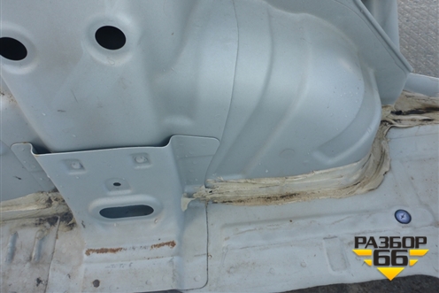 Крыло заднее правое (хетчбэк) (715044LC20) для Hyundai Solaris с 2010-2016г (Солярис)