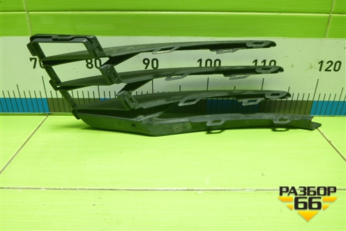 Накладка переднего бампера левая (GTI) (5G0853665E) для Volkswagen Golf VII с 2012г (Гольф 7)