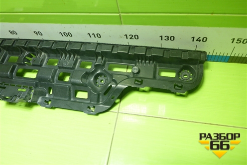 Кронштейн заднего бампера центральный (51127425449) для BMW X6 G06 с 2019г (Х6 Г06)