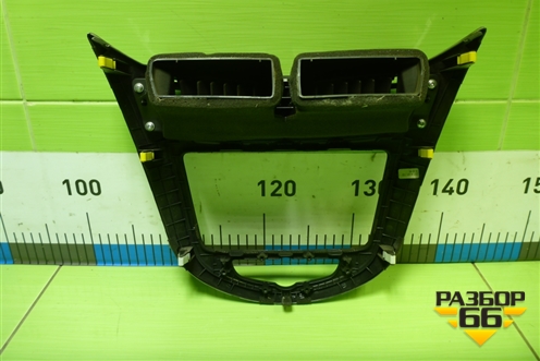 Рамка магнитолы (847414L000) для Hyundai Solaris с 2010-2016г (Солярис)