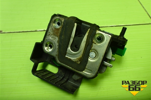 Замок двери задней левой для Hyundai Solaris с 2010-2016г (Солярис)