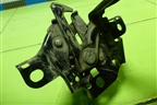 Замок капота (5351042100) для Toyota Rav-4 с 2012-2019г (Рав 4)
