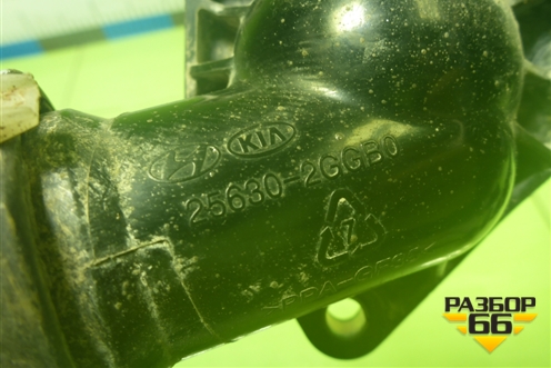 Фланец двигателя системы охлаждения (2.4л G4KJ) (256302GGB0) для Hyundai Tucson с 2015-2022г (Туксон)