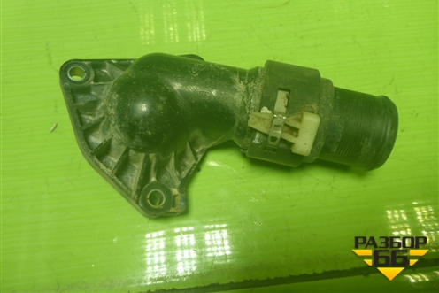 Фланец двигателя системы охлаждения (2.4л G4KJ) (256302GGB0) для Hyundai Tucson с 2015-2022г (Туксон)