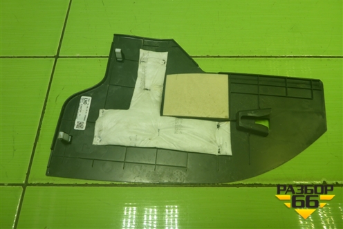 Накладка внутренняя (на консоль левая) (84614D7AA0TRY) для Hyundai Tucson с 2015-2022г (Туксон)