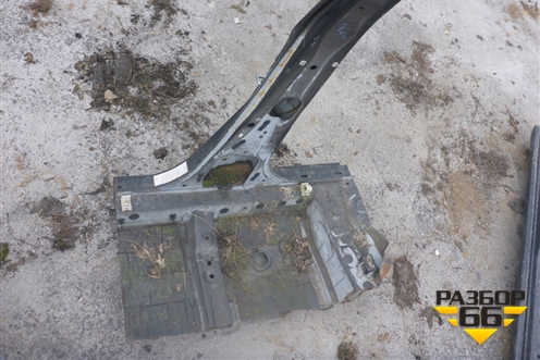 Порог со стойкой правый для Toyota Corolla (E15) с 2006-2013г (Королла 150)