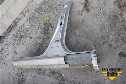 Порог со стойкой левый для Toyota Corolla (E15) с 2006-2013г (Королла 150)