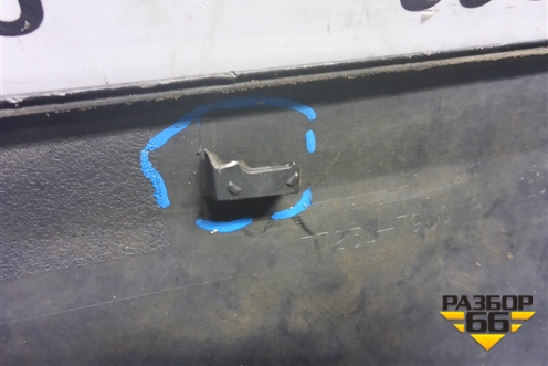 Накладка на порог наружная правая (7723179J0) для Suzuki SX4 с 2006-2013г (СХ4)