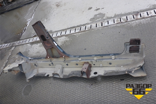 Порог со стойкой левый для Toyota Camry V40 с 2006-2011г (Камри)