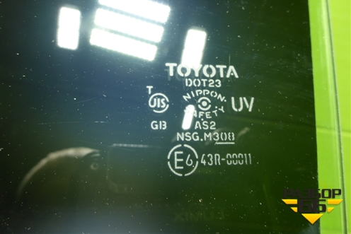 Стекло двери задней левой для Toyota Corolla (E15) с 2006-2013г (Королла 150)