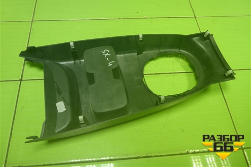 Консоль (7582179J1) для Suzuki SX4 с 2006-2013г (СХ4)