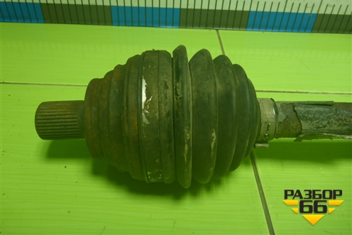 Привод передний левый (шлиц внутр-26 наруж-36) (1K0407271CQ) для Volkswagen Passat (B6) с 2005-2010г (Пассат Б6)