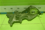 Кронштейн генератора (2.0л CBD) (03L903143D) для Volkswagen Passat (B6) с 2005-2010г (Пассат Б6)