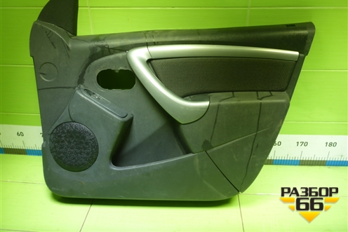 Обшивка двери передней правой под электрику (809008898R) для Renault Duster I с 2010-2021г (Дастер)