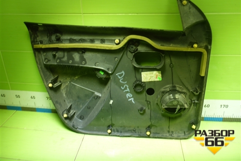Обшивка двери передней правой под электрику (809008898R) для Renault Duster I с 2010-2021г (Дастер)