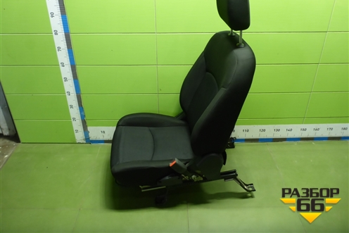 Сиденья комплект (с обогревом, без AIR BAG) для Mitsubishi ASX с 2010г (АСХ)