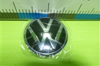 Эмблема в решетку радиатора (5H0853601D) для Volkswagen Polo с 2020г (Поло)