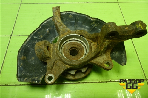 Кулак поворотный передний левый для Toyota Camry XV40 с 2006-2011г (Камри)