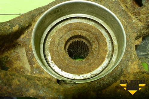 Кулак поворотный передний левый для Toyota Camry XV40 с 2006-2011г (Камри)