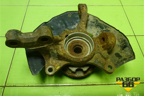 Кулак поворотный передний правый для Toyota Camry XV40 с 2006-2011г (Камри)