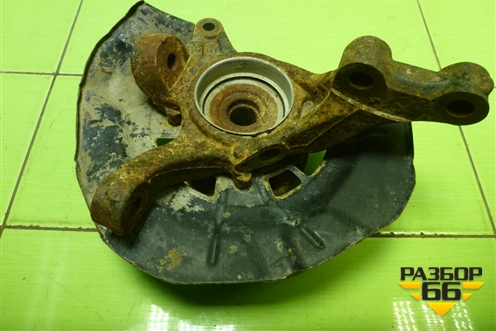 Кулак поворотный передний правый для Toyota Camry XV40 с 2006-2011г (Камри)