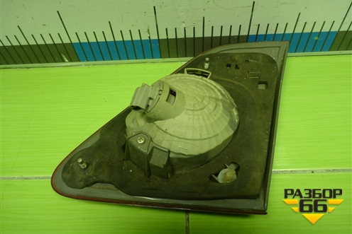 Фонарь задний внутренний левый (до 2010г) (8159112100) для Toyota Corolla (E15) с 2006-2013г (Королла 150)