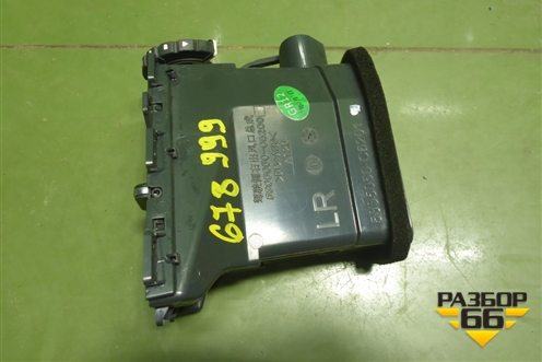 Дефлектор воздушный правый  (5305050C6201) для Dongfeng DFH4180