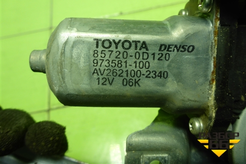 Стеклоподъёмник электрический задний правый для Toyota Auris с 2006-2012г (Аурис)