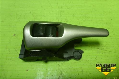 Ручка внутренняя двери задней правой для Toyota Auris с 2006-2012г (Аурис)