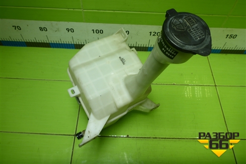 Бачок омывателя лобового стекла (060851212) для Toyota Camry XV40 с 2006-2011г (Камри)