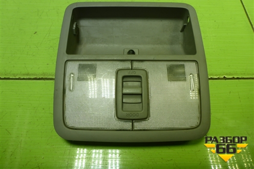 Плафон салонный передний (1D111038G) для Toyota Rav-4 с 2006-2013г (Рав 4)