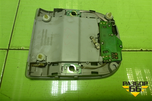 Плафон салонный передний (1D111048G) для Toyota Corolla (E15) с 2006-2013г (Королла 150)