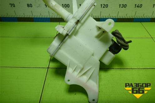 Бачок омывателя лобового стекла (8531002230) для Toyota Auris с 2006-2012г (Аурис)