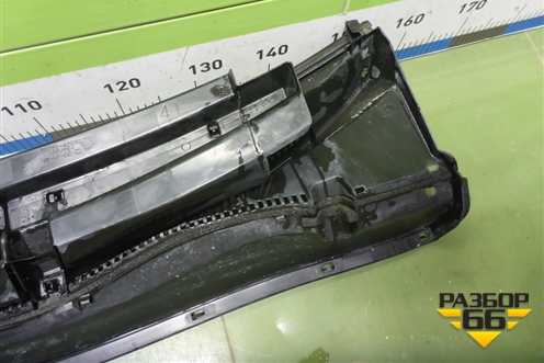 Решетка стеклоочистителей (5578142090) для Toyota Rav-4 с 2012-2019г (Рав 4)