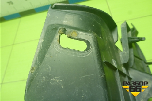 Пыльник заднего бампера правый (5259112200) для Toyota Corolla (E15) с 2006-2013г (Королла 150)