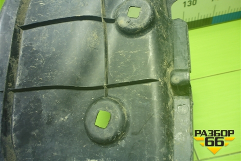 Пыльник заднего бампера правый для Toyota Rav-4 с 2006-2013г (Рав 4)