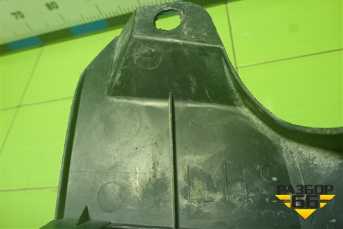 Пыльник заднего бампера левый (5259212120) для Toyota Corolla (E15) с 2006-2013г (Королла 150)