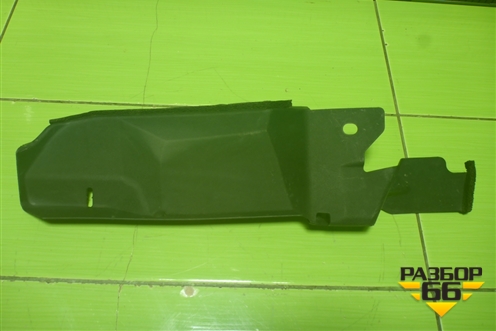 Пыльник переднего крыла левого (верхний) (5382602020) для Toyota Auris с 2006-2012г (Аурис)