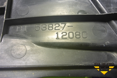 Пыльник переднего крыла правого (5382712080) для Toyota Corolla (E15) с 2006-2013г (Королла 150)