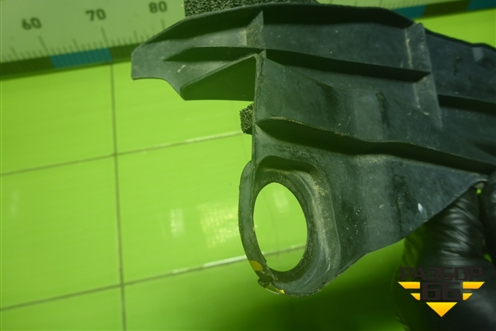Пыльник переднего крыла правого (5382712080) для Toyota Corolla (E15) с 2006-2013г (Королла 150)